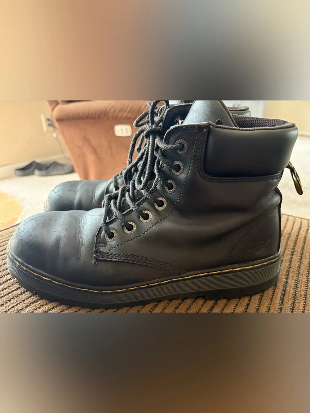 Dr. Martens Winch Steel Toe Work Boots mens size 11 black slip resistant